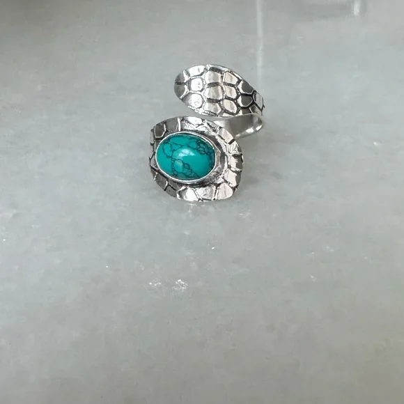 NWOT Sundance Sidewinder Ring, Turquoise, Sterling Silver
